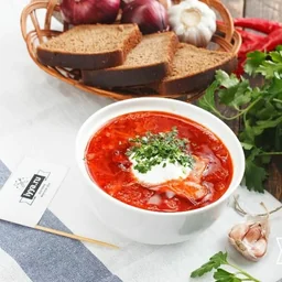 Борщ с грудинкой