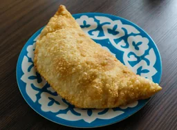Чебурек с сыром и зеленью