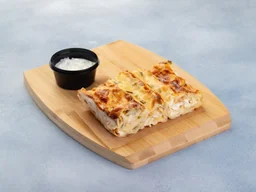 Гибаница с сыром и зелёным луком