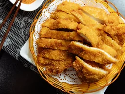 Курица в сухарях