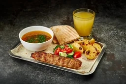 Обед с люля из курицы + Салат / Суп + Напиток
