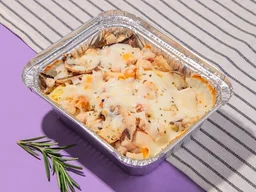 Паста с цыпленком и грибами