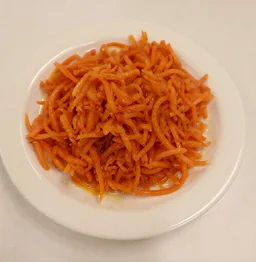 САЛАТ МОРКОВЬ С ЧЕСНОКОМ