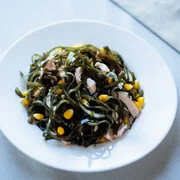 САЛАТ МОРСКАЯ КАПУСТА С КОПЧЕНОЙ КУРИЦЕЙ