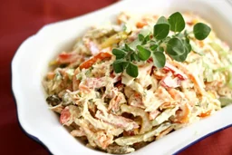 Салат польский с курицей