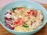 САЛАТ ЦЕЗАРЬ С КОПЧЕНОЙ КУРИЦЕЙ
