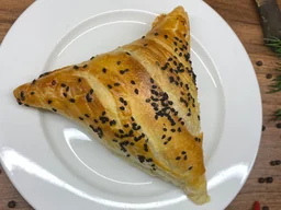 Самса слоеная с курицей