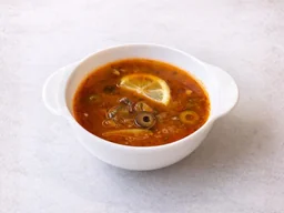 Солянка сборная мясная